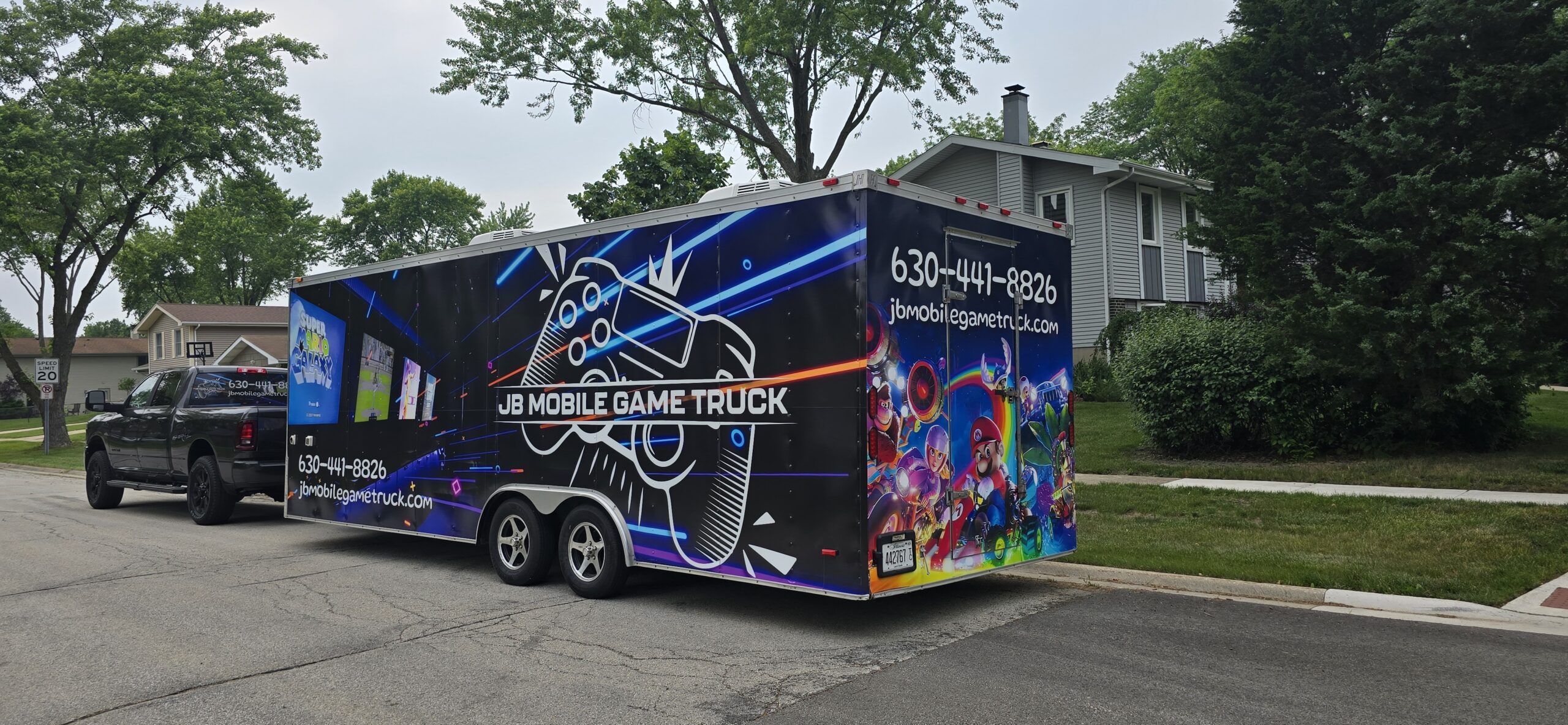 JB Mobile Game Truck Exterior
