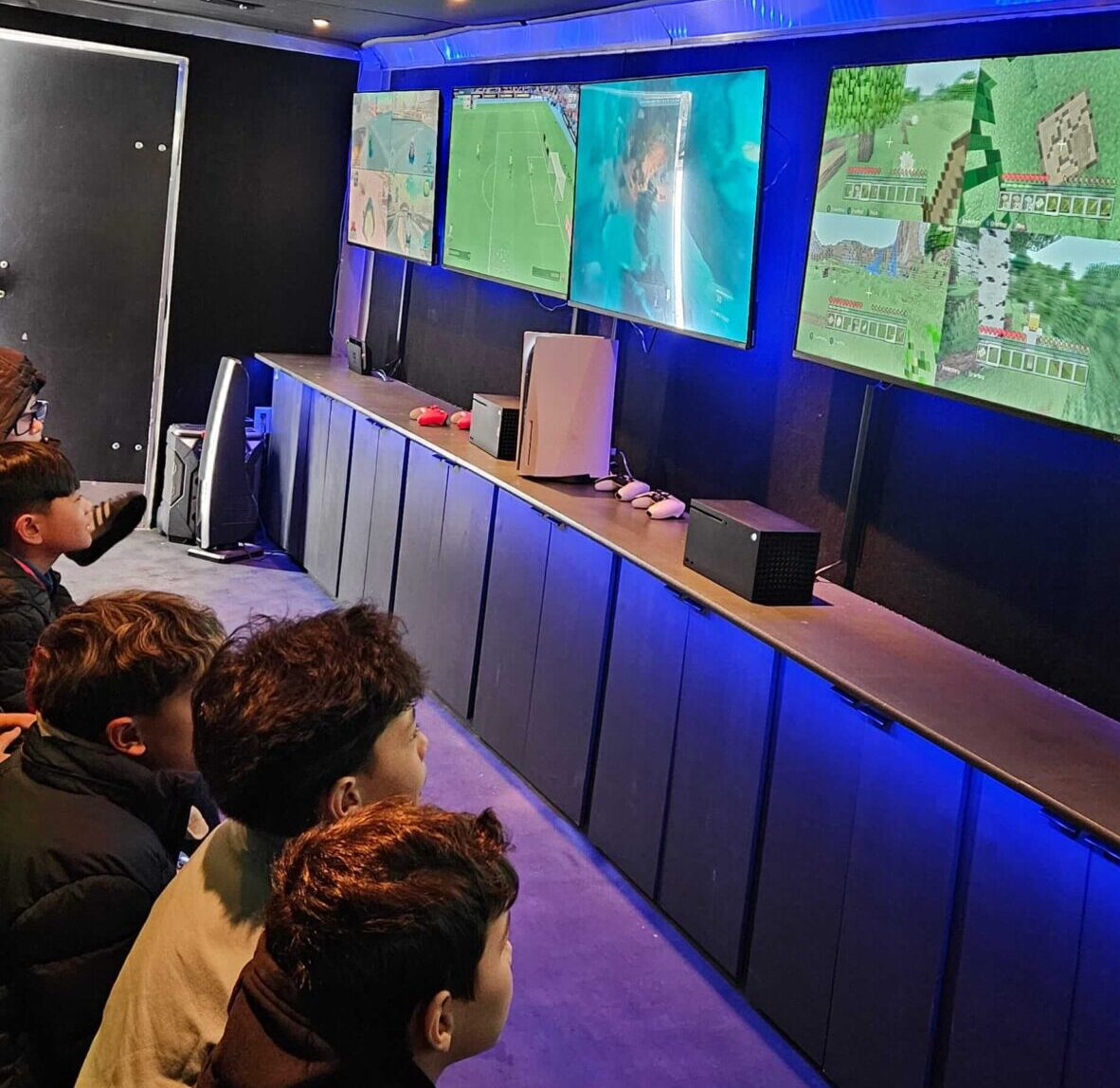 Mobile Gaming Interior